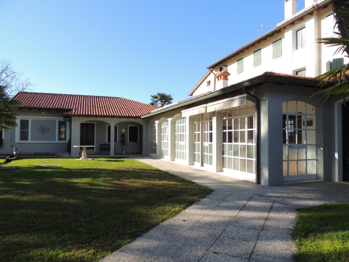 Ginkgo Guest House Ronchis Exterior foto